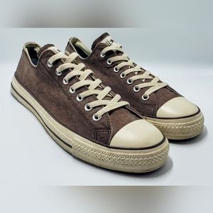 CONVERSE LowTop All Star Chuck Taylors| Like New